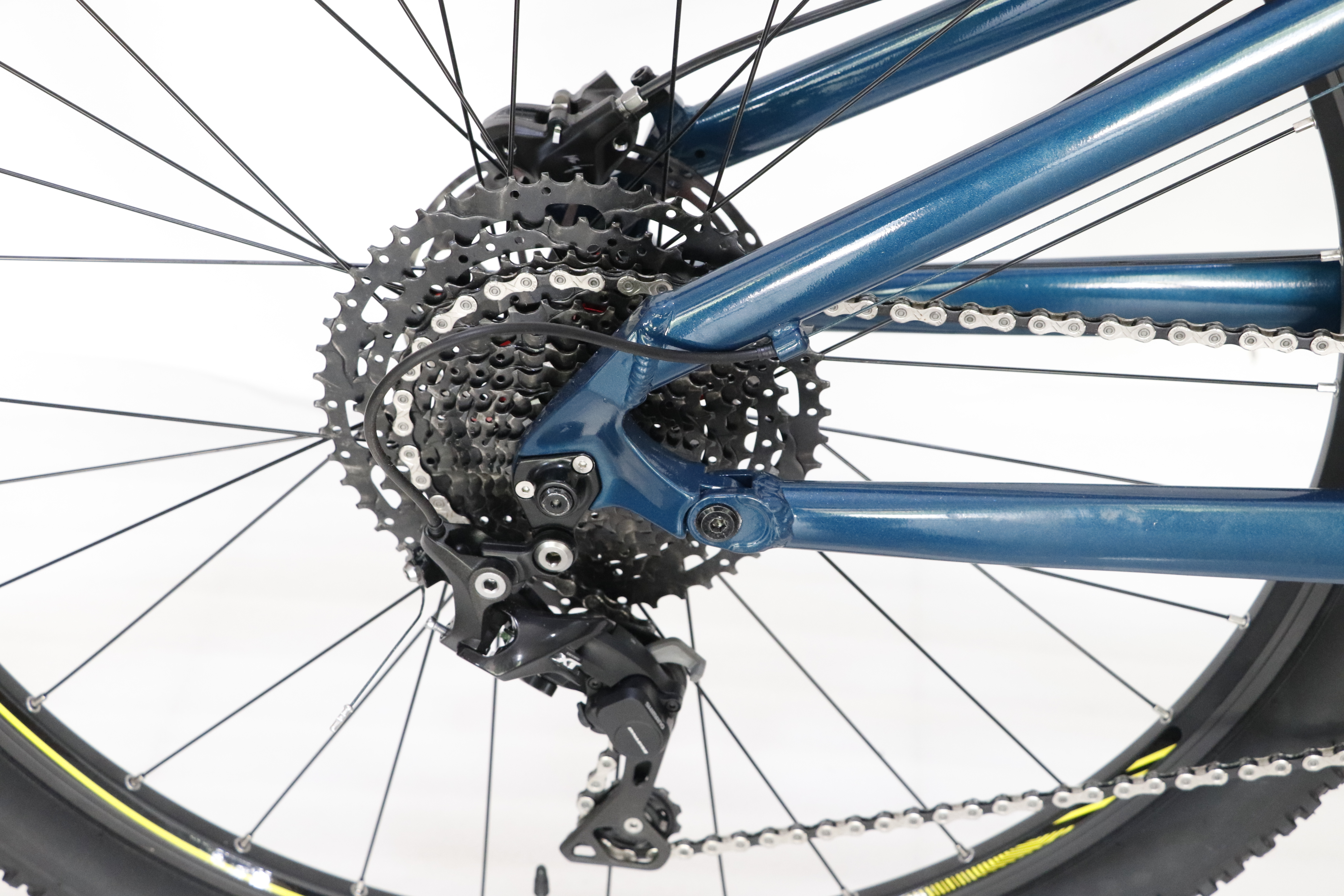 BENICIO 27.5 (5)